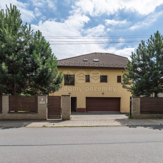 Prodej rodinného domu 270 m² Zlín, Pekárenská