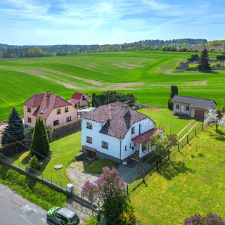 Prodej rodinného domu 190 m² Vrbatův Kostelec