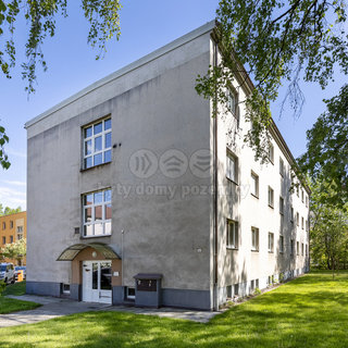 Pronájem bytu 1+1 34 m² Pardubice, Školská