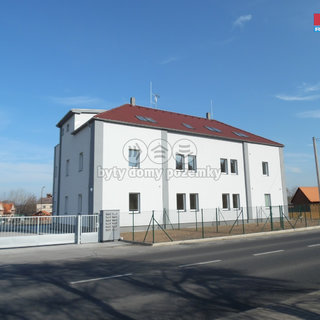 Prodej bytu 1+kk a garzoniéry 37 m² Libušín, Důl Libušín