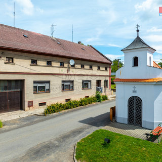 Prodej rodinného domu 222 m² Dobrčice