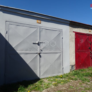 Prodej garáže 17 m² Kladno, U Cihelny