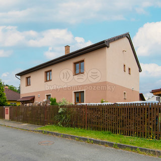 Prodej rodinného domu 170 m² Město Touškov, Polní