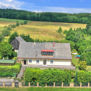 Prodej rodinného domu 256 m² Dvůr Králové nad Labem, Pod Lesem