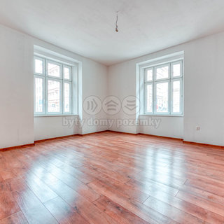 Pronájem bytu 4+kk 110 m² Praha, Novákových