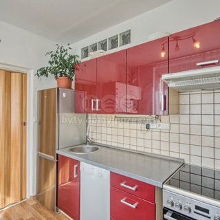 Prodej bytu 2+1 53 m², Pod Žamboškou