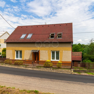 Prodej rodinného domu 160 m² Bystřice