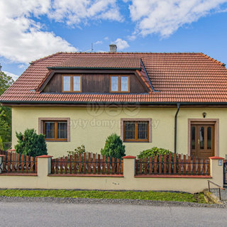 Prodej rodinného domu 440 m² Červenka, Třebízského