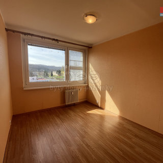 Pronájem bytu 2+kk 40 m² Teplice, Krajní