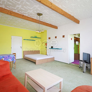 Prodej bytu 2+1 60 m² Karlovy Vary, Nebozízek
