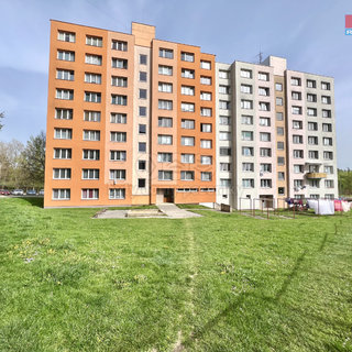 Pronájem bytu 2+kk 43 m² Jindřichův Hradec, sídliště Vajgar