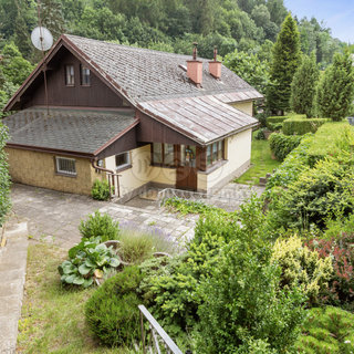 Prodej rodinného domu 150 m² Nová Paka, Krkonošská