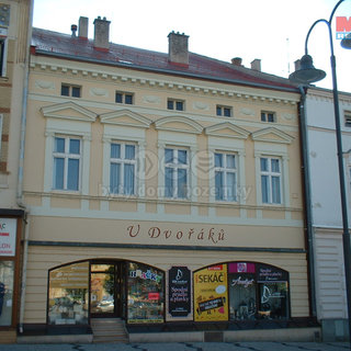 Pronájem obchodu 99 m² Valašské Meziříčí, Náměstí