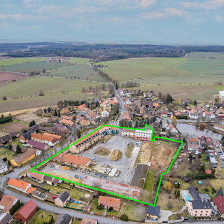 Prodej zemědělské usedlosti 9 000 m² Lišany, Pražská