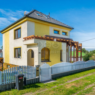Prodej rodinného domu 268 m² Černá u Bohdanče