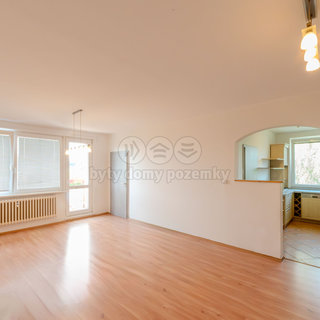 Prodej bytu 4+1 85 m² Zlín, Slunečná