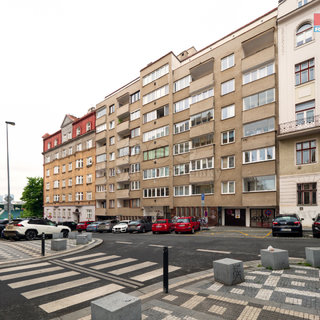 Prodej bytu 3+1 72 m² Praha, Žitomírská