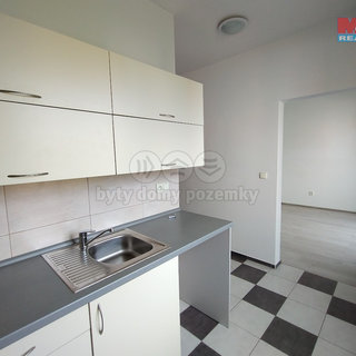 Pronájem bytu 1+1 30 m² Příbor, Čs. armády