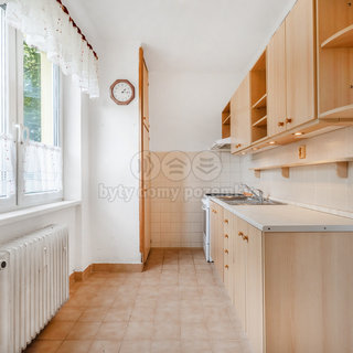 Prodej bytu 4+1 83 m² Nový Bor, Máchova