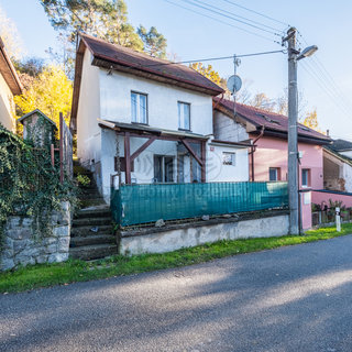 Prodej rodinného domu 42 m² Hrusice, U Potoka
