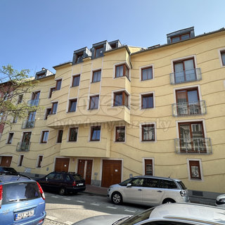 Pronájem bytu 2+kk 63 m² České Budějovice, Fráni Šrámka