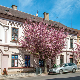 Pronájem bytu 1+kk a garsoniéry 36 m² Jičín, Havlíčkova