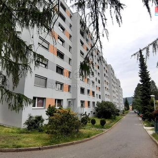 Pronájem bytu 3+1 76 m² Liberec, Nezvalova