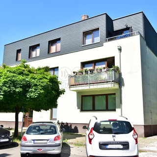 Pronájem bytu 1+kk a garsoniéry 40 m² Praha, U Prefy