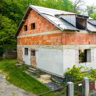 Prodej rodinného domu 140 m² Rovensko pod Troskami, Sokolovo
