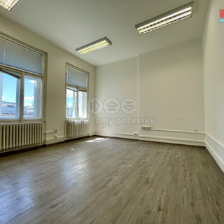 Pronájem kanceláře 54 m² Praha, Karlovo náměstí