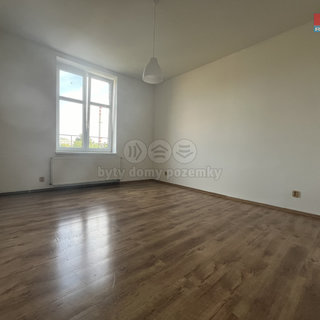 Pronájem bytu 2+1 65 m² Ostrava, Erbenova