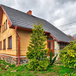 Prodej rodinného domu 170 m² Benešov u Semil