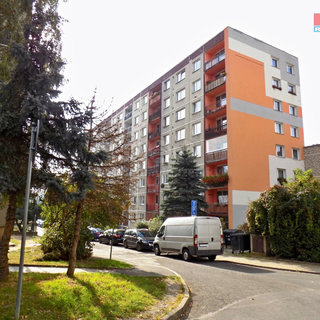 Pronájem bytu 3+1 74 m² Děčín, Májová
