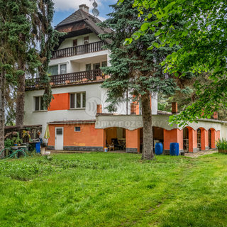 Prodej rodinného domu 250 m² Dolany nad Vltavou, K Jezu