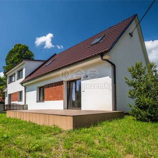 Prodej rodinného domu 128 m² Valašská Senice