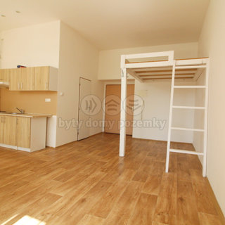 Pronájem bytu 1+kk a garsoniéry 29 m² Česká Lípa, Pod Holým vrchem