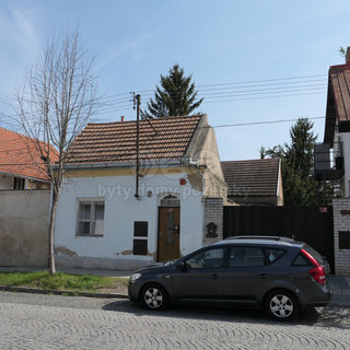 Prodej rodinného domu 60 m² Velvary, Slánská