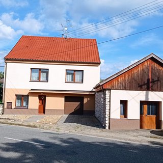 Prodej dvougeneračního domu 400 m² Dolní Dunajovice, Rudé armády