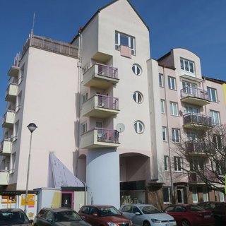 Prodej bytu 1+kk a garzoniéry 42 m² Český Krumlov, Urbinská
