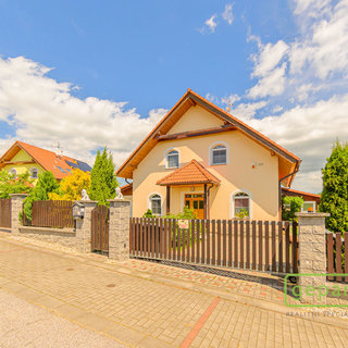 Prodej rodinného domu 155 m², K Hlubině