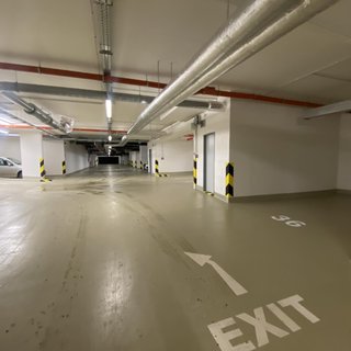 Pronájem parkovacího místa 10 m² Praha, K metru
