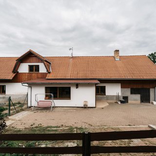 Pronájem rodinného domu 220 m² Ondřejov, K Lensedlům