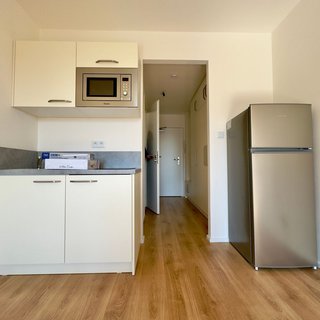 Pronájem bytu 1+kk a garzoniéry 22 m² Praha, Čenětická
