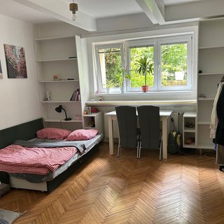 Pronájem bytu 1+kk a garsoniéry 26 m² Praha, Podbabská