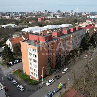 Prodej bytu 3+1 78 m² Praha, Ke skalkám