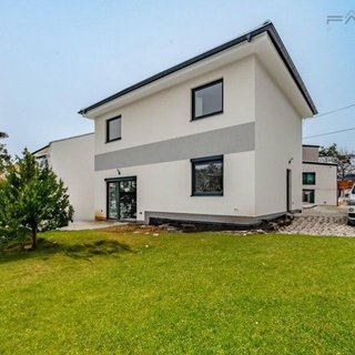 Prodej rodinného domu 125 m² Statenice