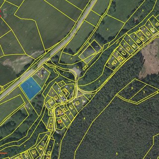 Prodej komerčního pozemku 1 629 m² Dřešín