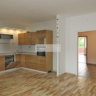 Pronájem bytu 3+kk 120 m² Pardubice, Holubova