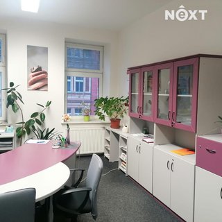 Pronájem kanceláře 65 m² Karlovy Vary, Nákladní