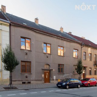Prodej bytu 3+1 268 m² Jindřichův Hradec, Nádražní